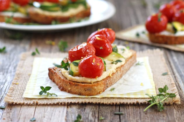 Zucchini Crostini with Goat Cheese Spread recommendations Zucchini Crostini with Goat Cheese Spread recommendations