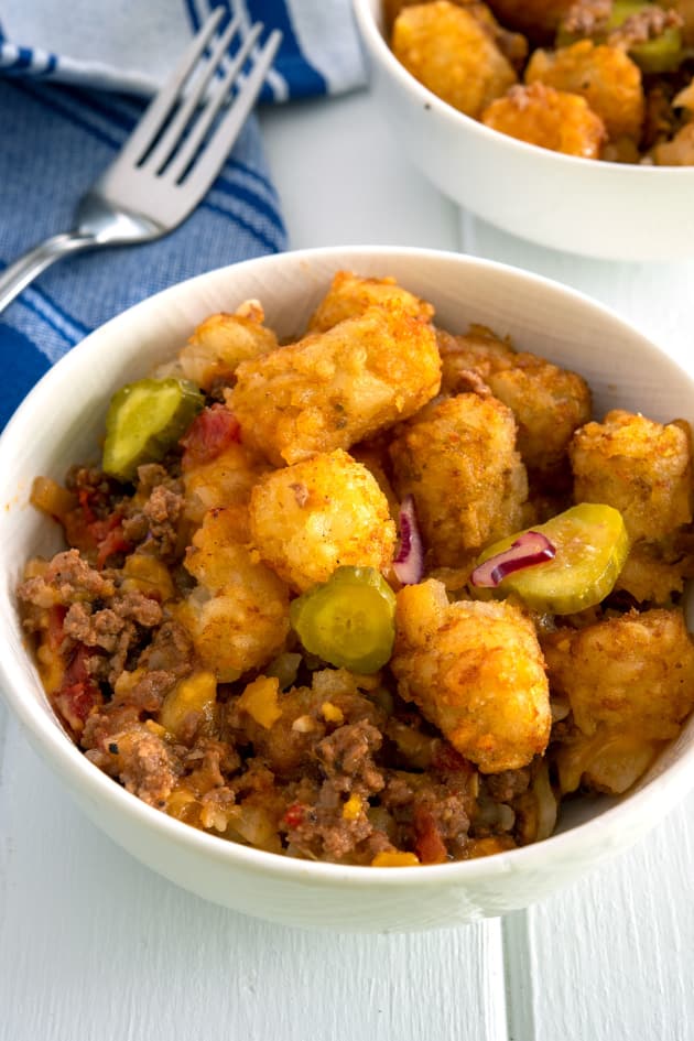 Cheeseburger Tater Tot Casserole Recipe - Food Fanatic