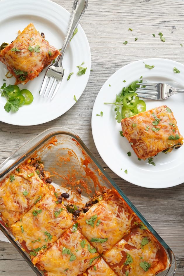 Vegetarian Enchilada Casserole Recipe - Food Fanatic