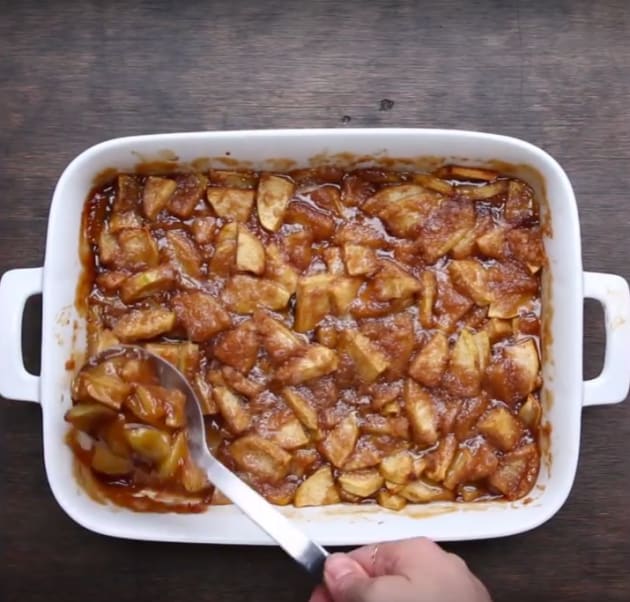 Caramel Apple Bake