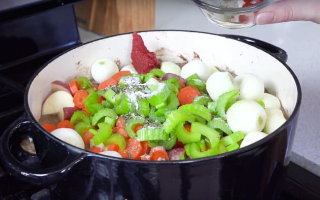 Making Old Fashioned Beef Stew