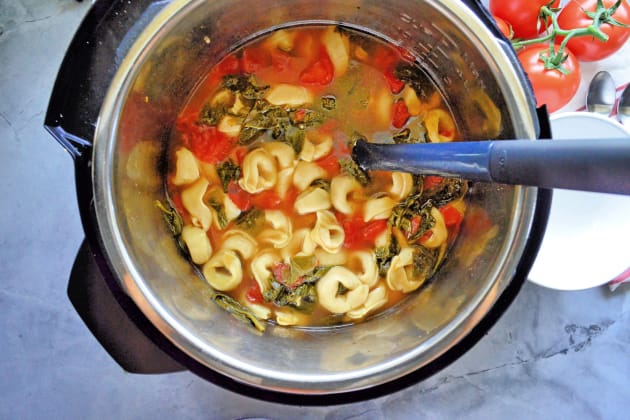 Instant Pot Tortellini Soup with Spinach Pic