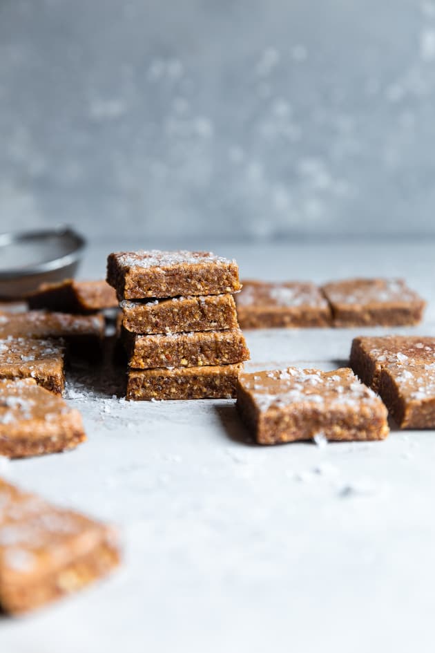 File 1 - No Bake Whole30 Apple Almond Butter Bars