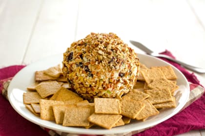 Blue Cheese Cranberry Cheese Ball