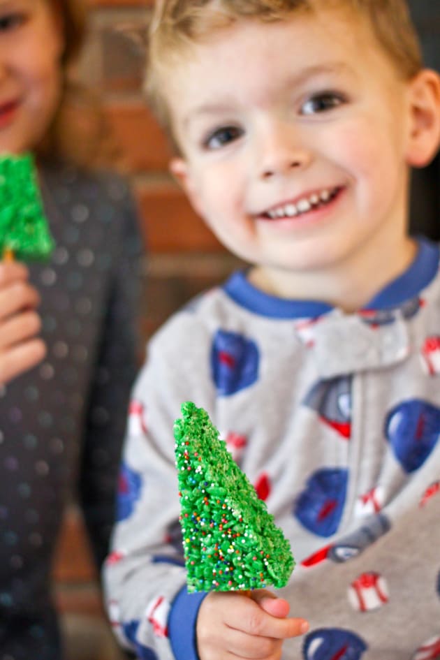 Christmas Tree Rice Krispie Treats Pic