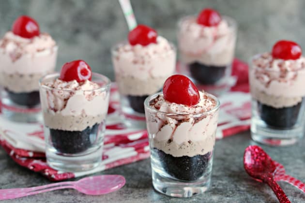 No Bake Cherry Cheesecake Image