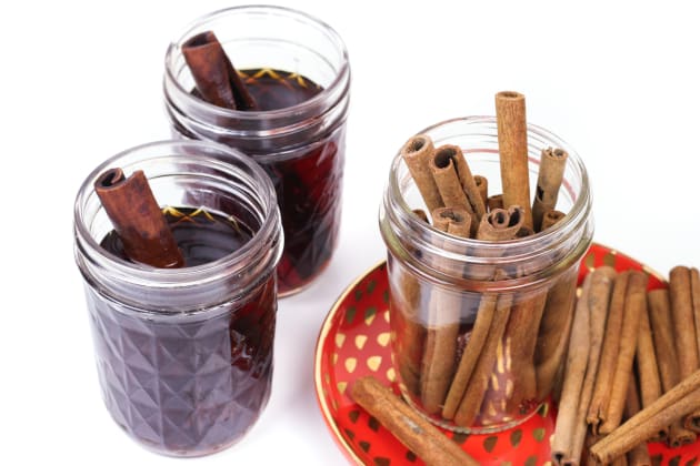 File 2 - Homemade Cinnamon Whiskey