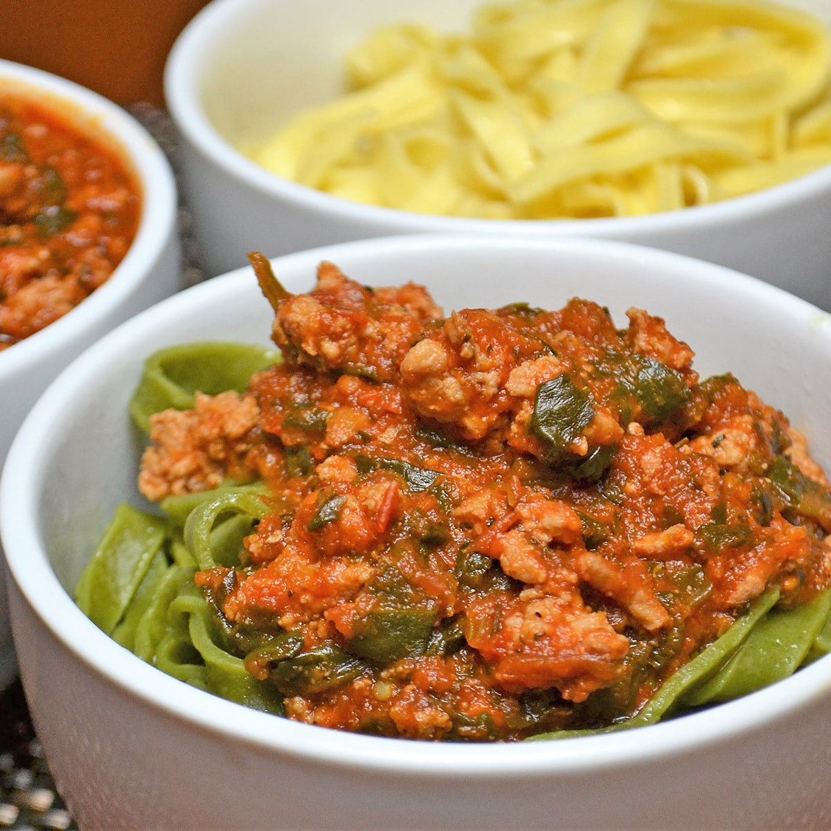 Easy Bolognese Sauce With Spinach Recipe Food Fanatic