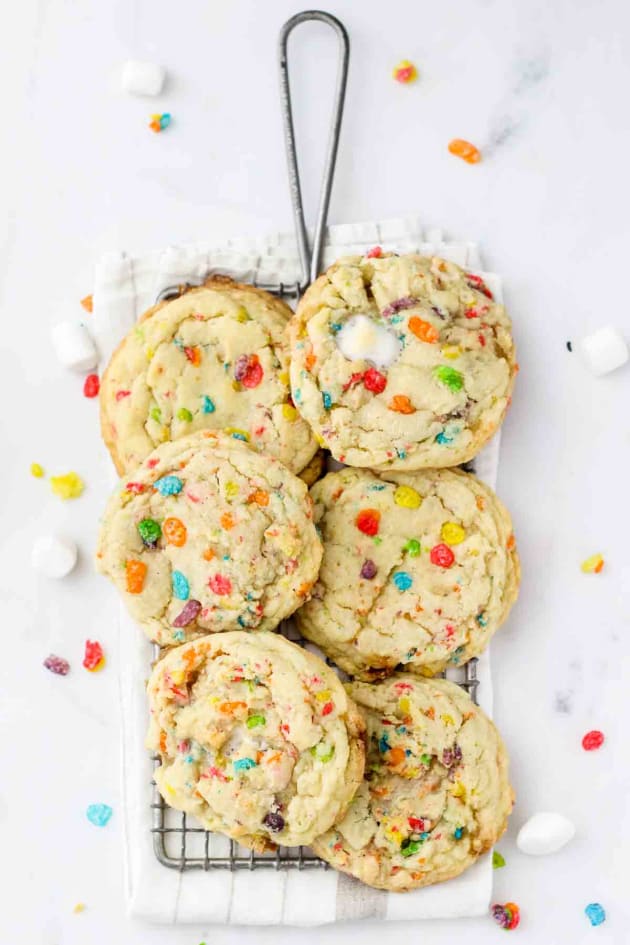 Fruity Pebble Marshmallow Cookies Pic