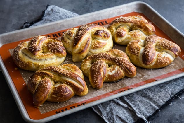 Garlic Herb Baked Pretzels Image