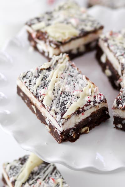 Peppermint Bark Brownies Recipe - Food Fanatic