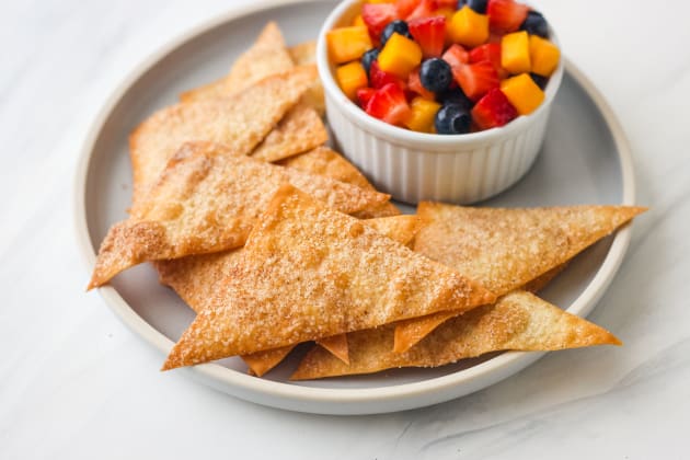 File 2 - Cinnamon Baked Wonton Chips