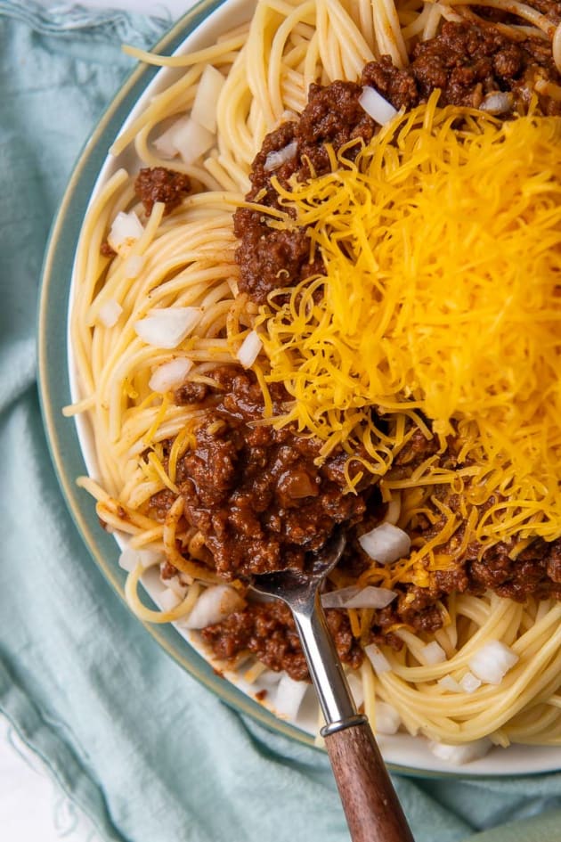 We Found the 9 Best Cincinnati Chili Recipes Guaranteed to Win on Super  Bowl Sunday - Food Fanatic