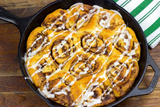 Cast Iron Cinnamon Rolls Recipe