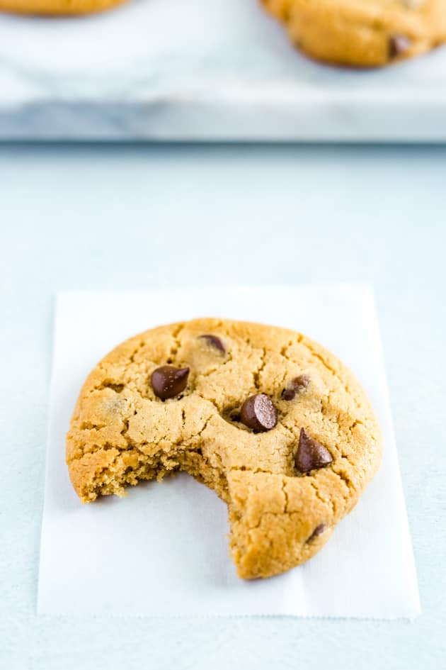 Gluten Free Peanut Butter Chocolate Chip Cookies Recipe Food Fanatic