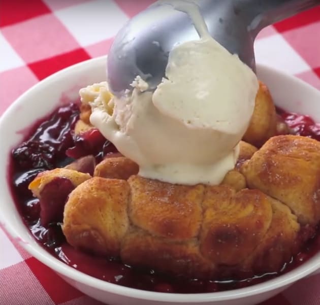 Berry Cobbler with Ice Cream