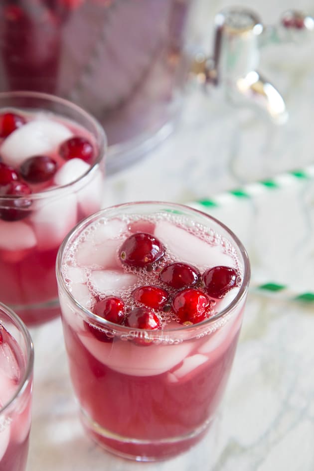 Cranberry Punch - Food Fanatic