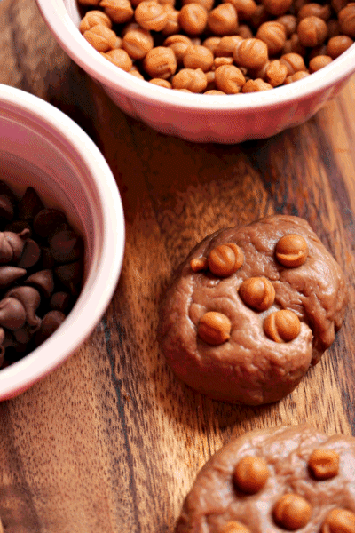 Chocolate Caramel Hot Cross Buns Pic