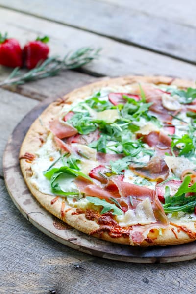 Prosciutto Pizza with Strawberries - Food Fanatic