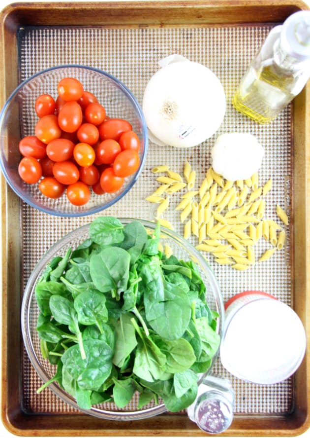 Creamy Tomato Spinach Pasta Picture