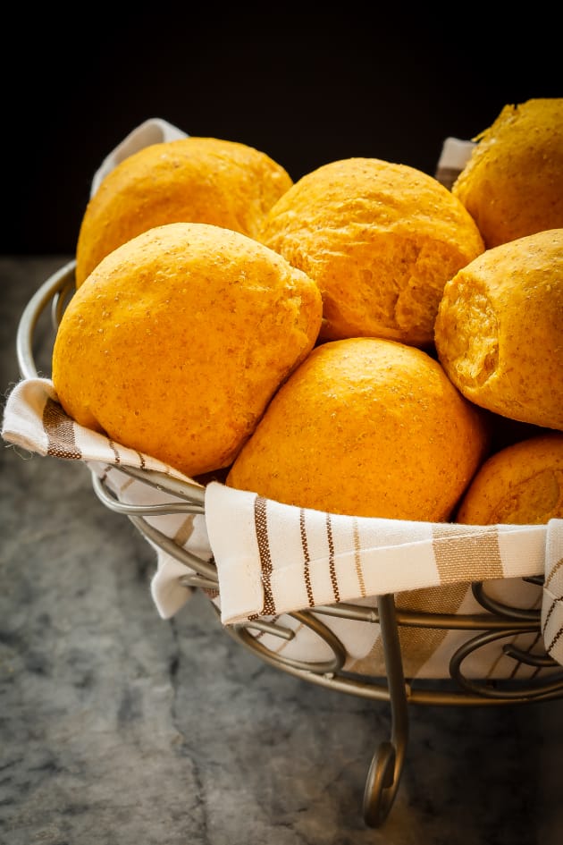 Whole Wheat Pumpkin Dinner Rolls Pic
