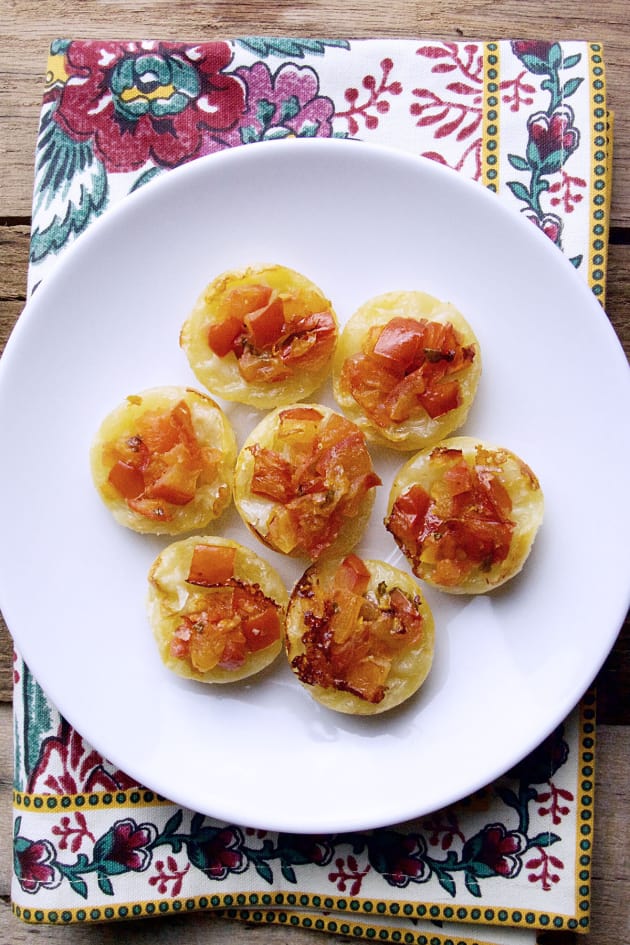 Upside Down Tomato Basil Tartlets Pic