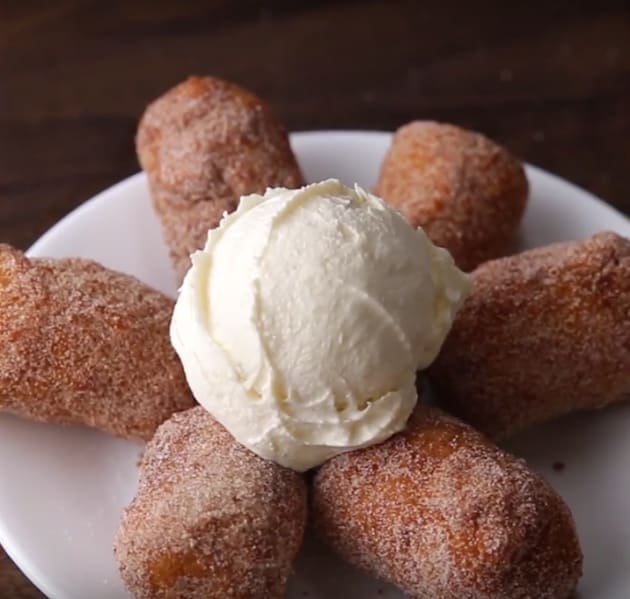 Fried Dulce de Leche Stuffed Bananas