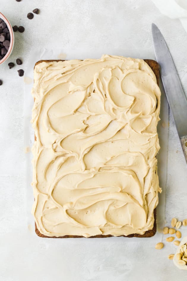 Banana Sheet Cake with Peanut Butter Frosting Pic