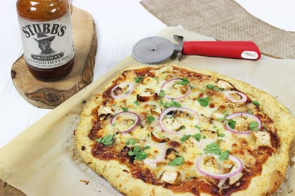 BBQ Chicken Pizza: A Satisfying Supper & Stubb's BBQ Sauce