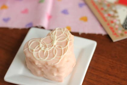 Homemade Little Debbie Valentine Cakes