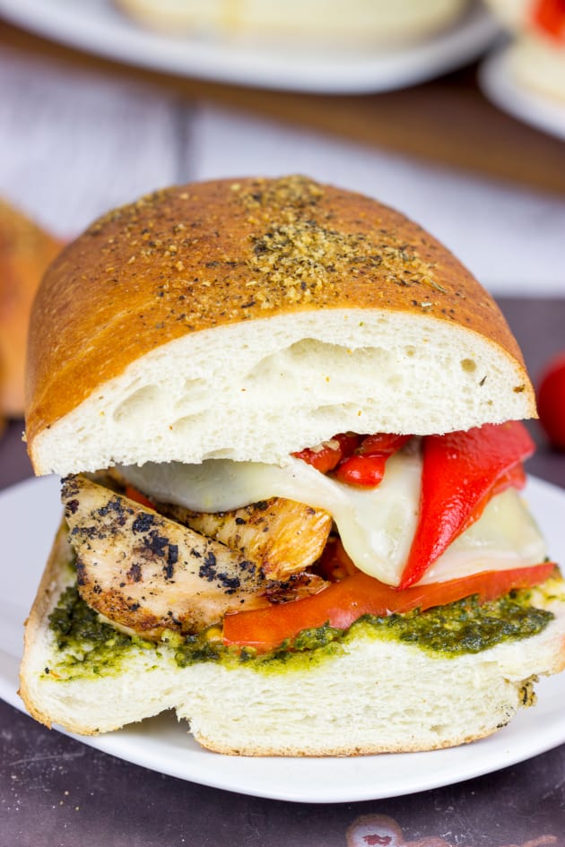Grilled Chicken Pesto Sandwich - Food Fanatic