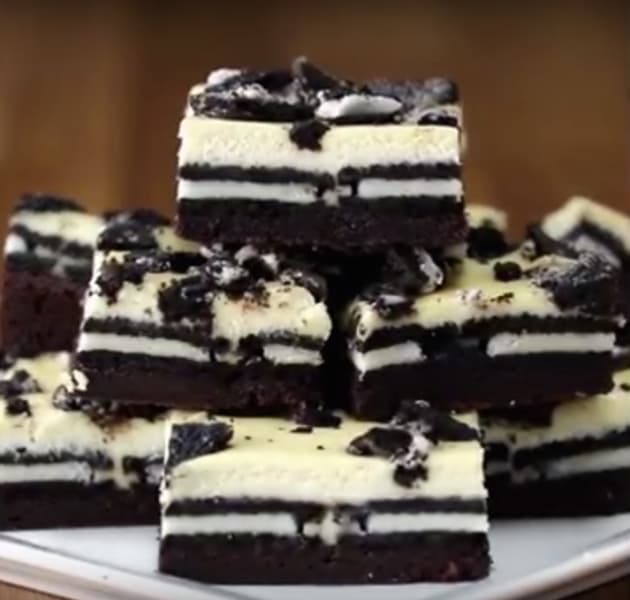 Cookies & Cream Brownie Cheesecake Bars