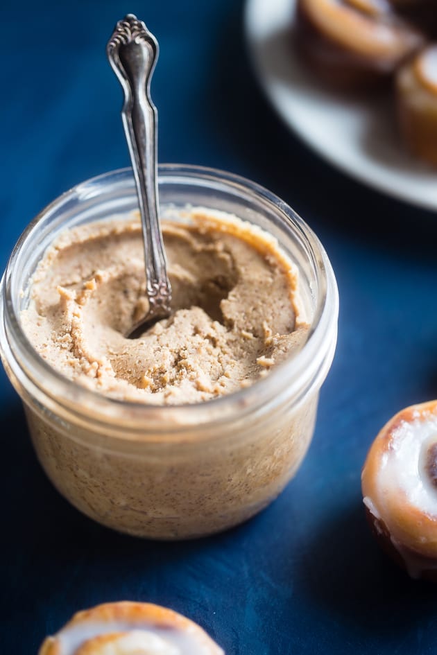 Paleo Cinnamon Roll Cashew Butter Image