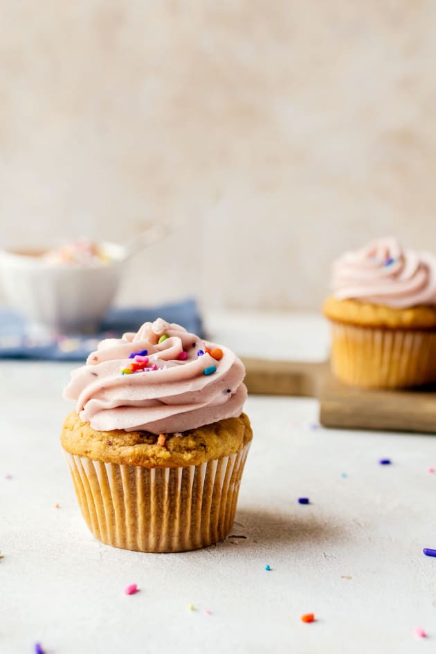 Peanut Butter and Jelly Cupcakes Pic