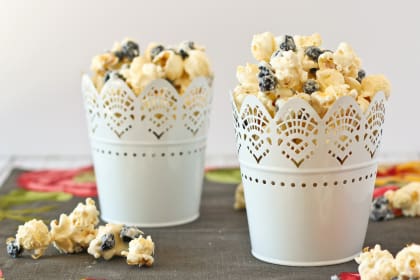 Blueberries & Cream Popcorn
