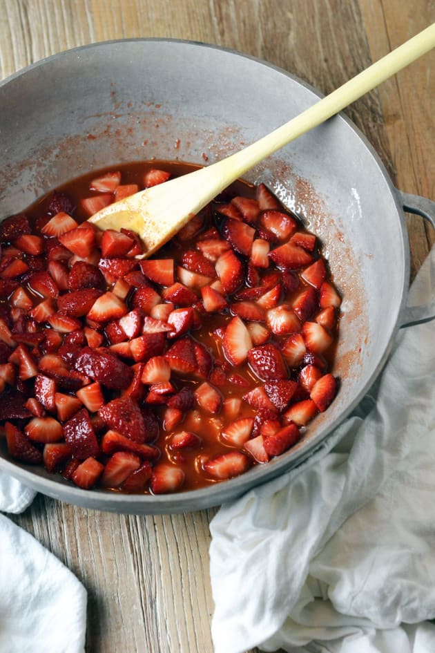 Baked Strawberry Pie Pic