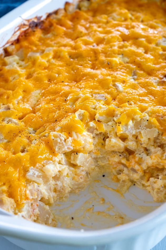 Cheesy Hashbrown Potato Casserole Recipe - Food Fanatic