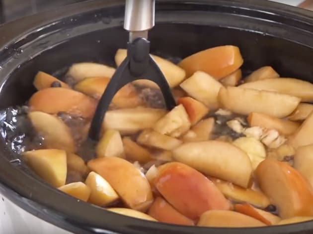 Making Apple Cider