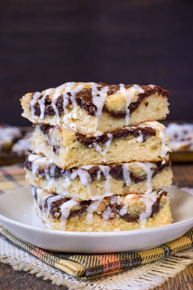 Banana Nutella Snack Cake Pic