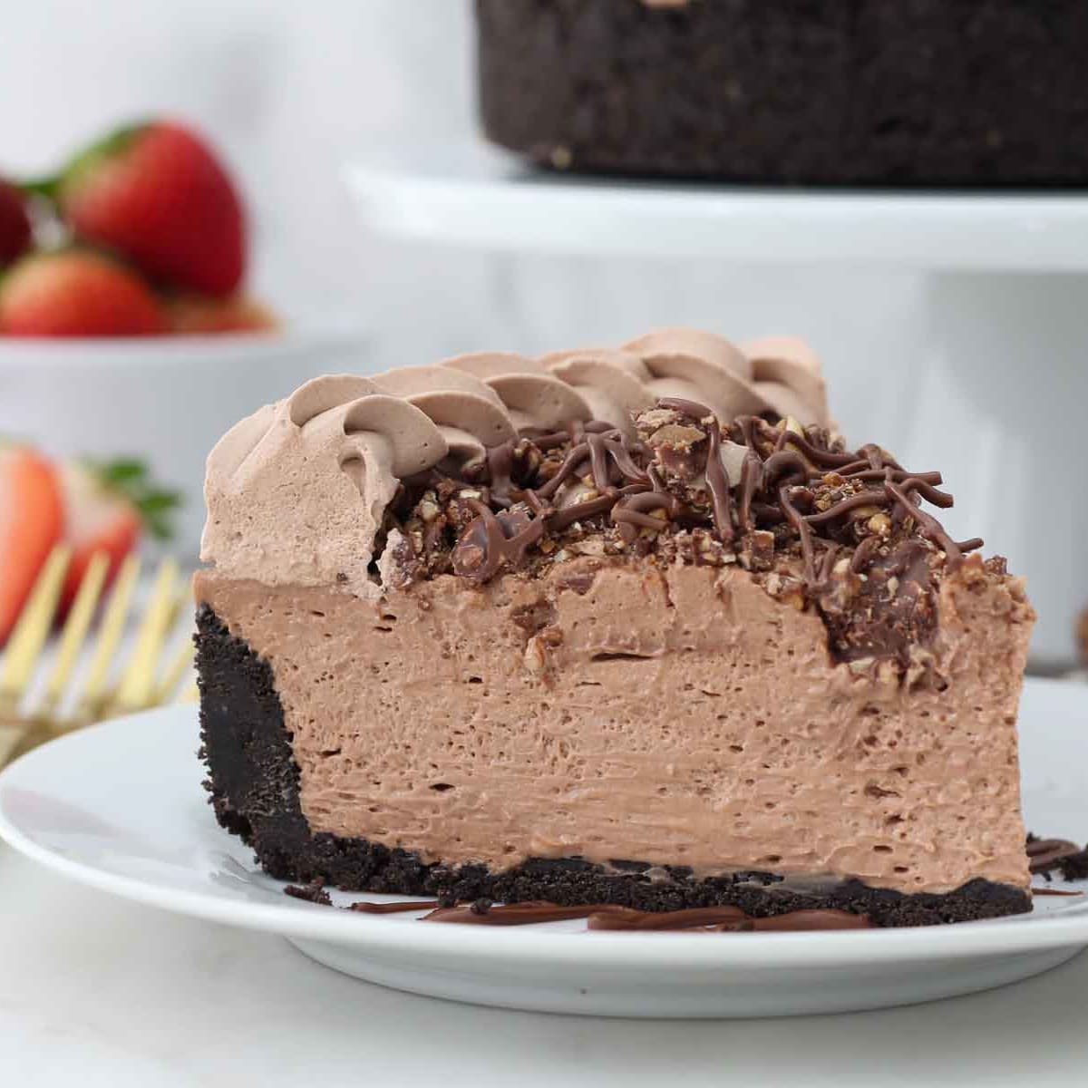 No Bake Nutella Cheesecake Recipe Food Fanatic I made this cake for dinner with friends yesterday and they immediately asked for the recipe. no bake nutella cheesecake recipe