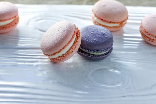Rose & Lavender Macarons Pic