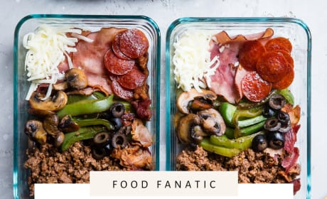 Low Carb Pizza Meal Prep Bowls Recipe - Food Fanatic