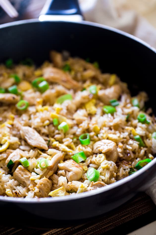 Easy Chicken Fried Rice - Food Fanatic