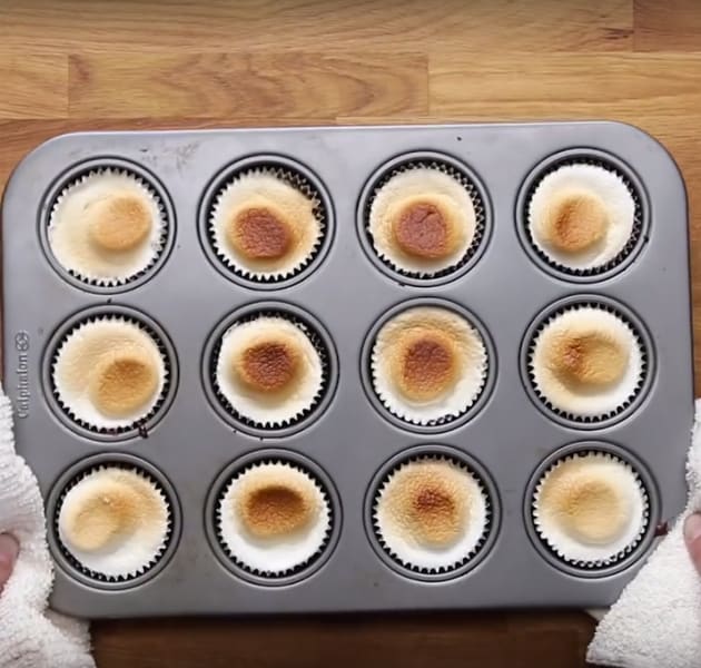 Baking Mini S'mores Pies