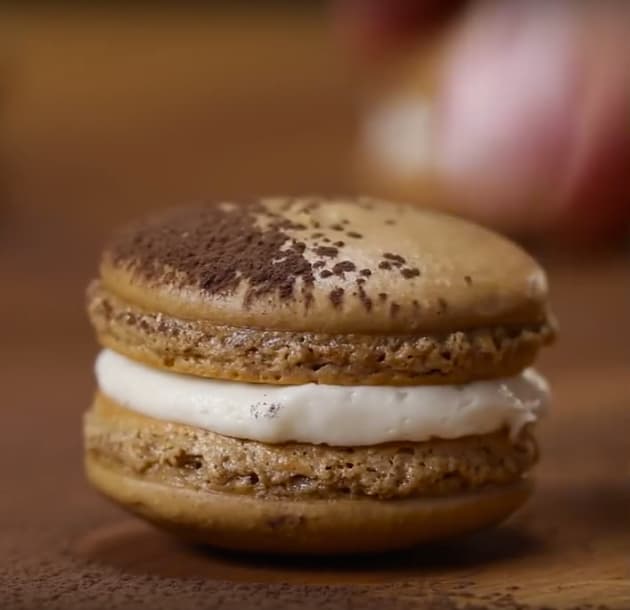 Macchiato Macarons