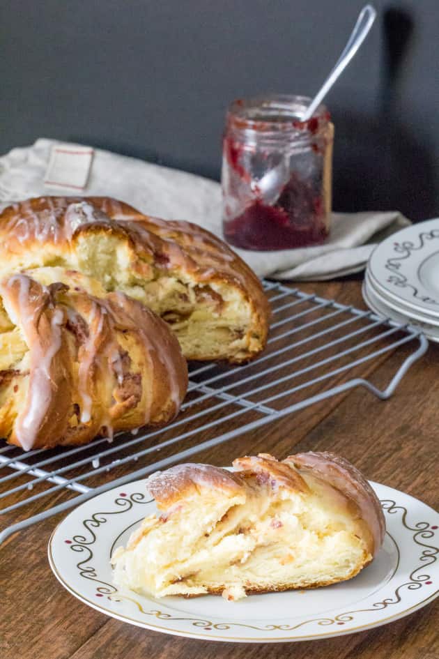 Cranberry Breakfast Bread - Food Fanatic