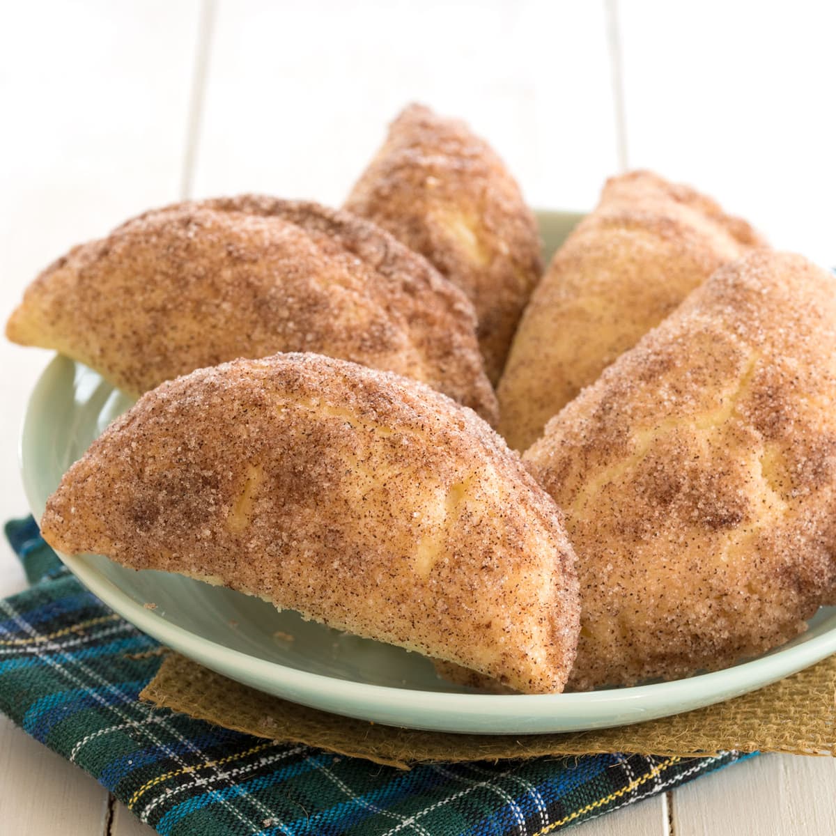 Sopapilla Cheesecake Hand Pies Recipe Food Fanatic