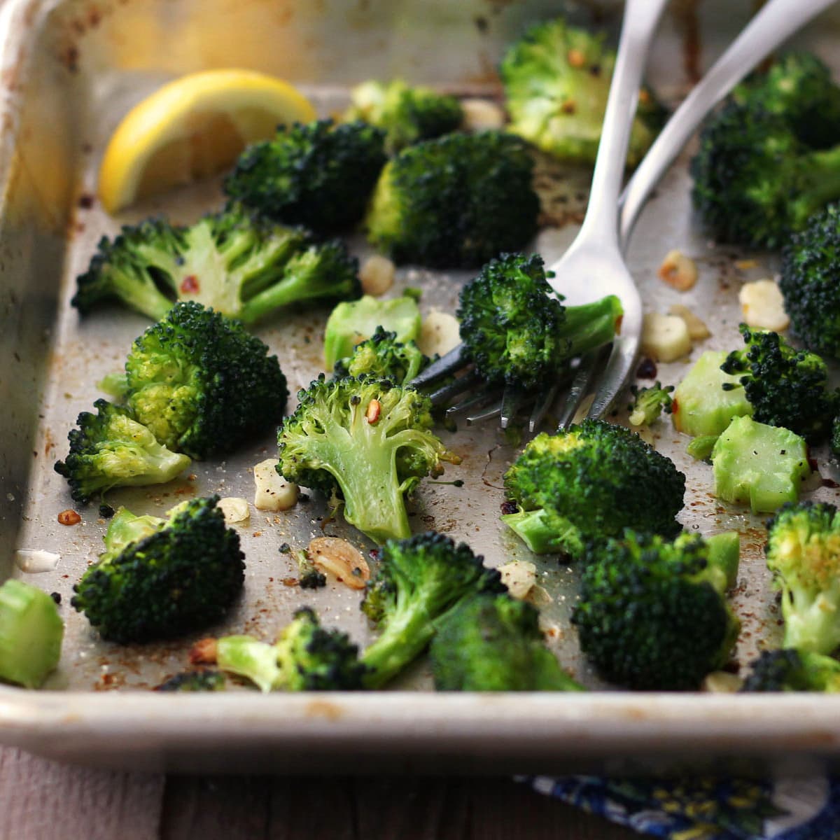 Oven-Roasted Broccoli Recipe 