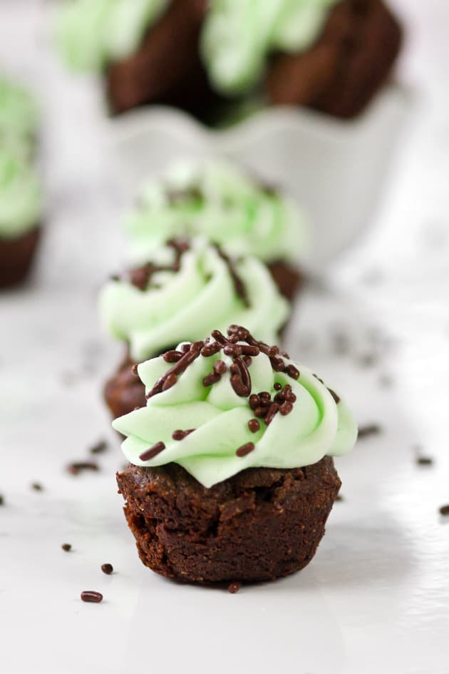 Mint Chocolate Brownie Bites Picture - Food Fanatic