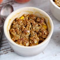 Peach Amaretto Crumbles Recipe